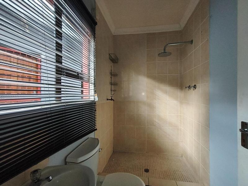 6 Bedroom Property for Sale in Mthata Eastern Cape